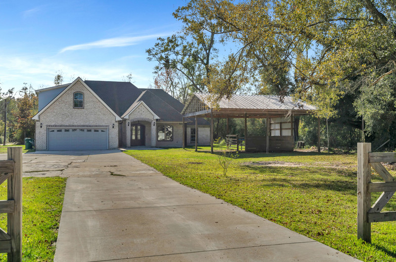 38521 Brecher Lane, Ponchatoula, LA 70454 Good Bones Photography Tour