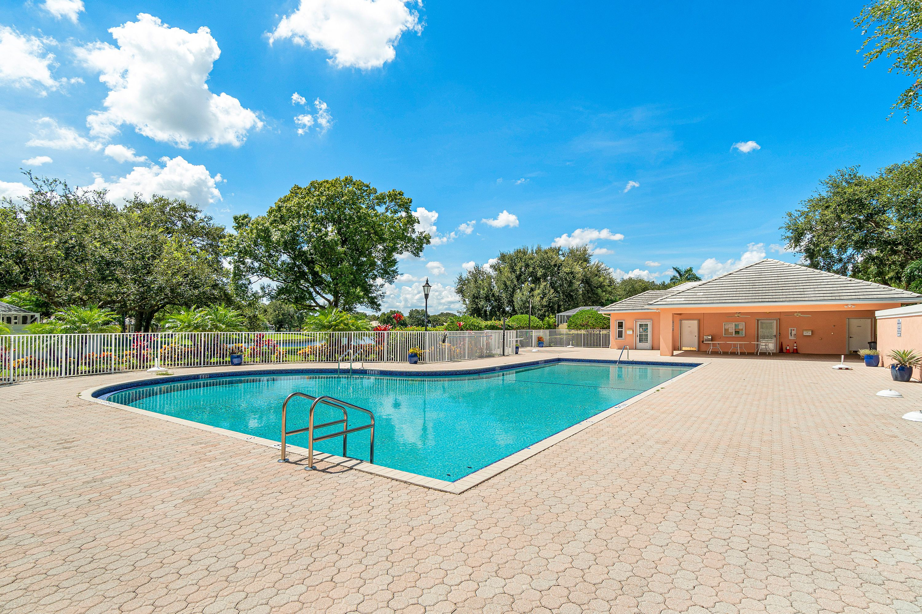 4059 Grove Point Road, Palm Beach Gardens, FL 33410 Living Proof Real