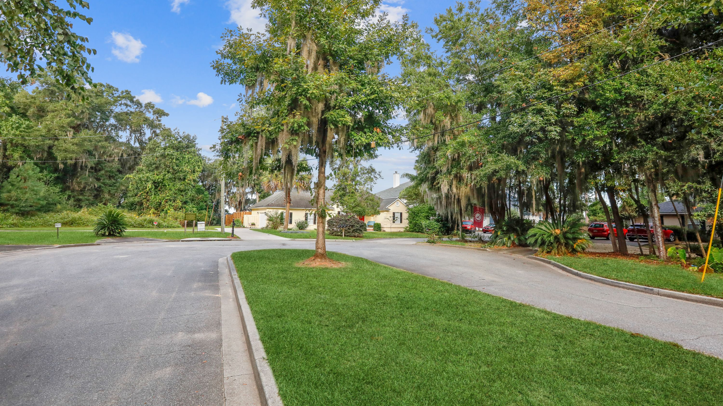 225 Coffee Bluff Villa Road, Savannah, GA 31419 Elevated Coastal