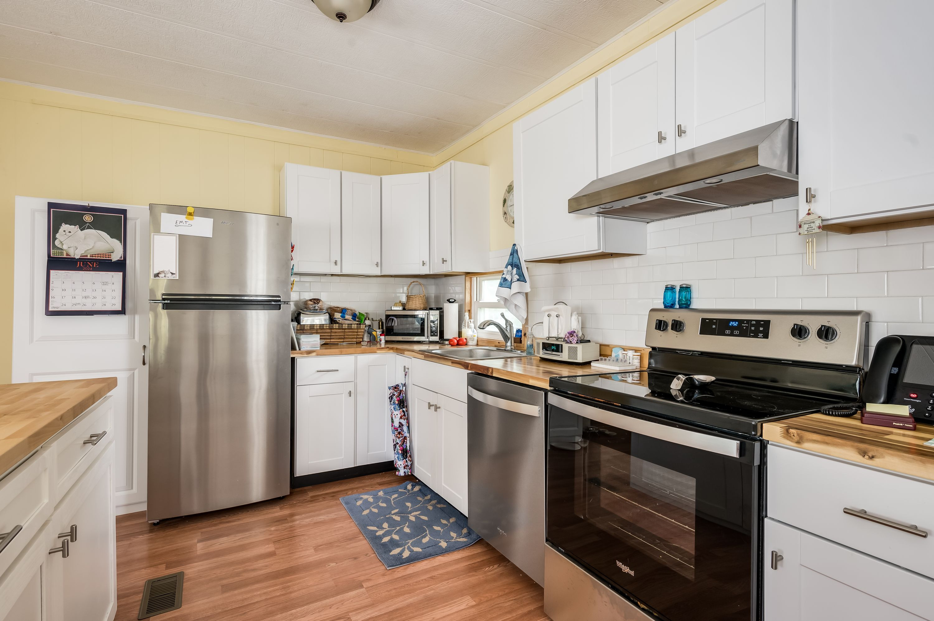 16 South Dewberry Lane, Rochester, NH 03867 GoodLight Tour