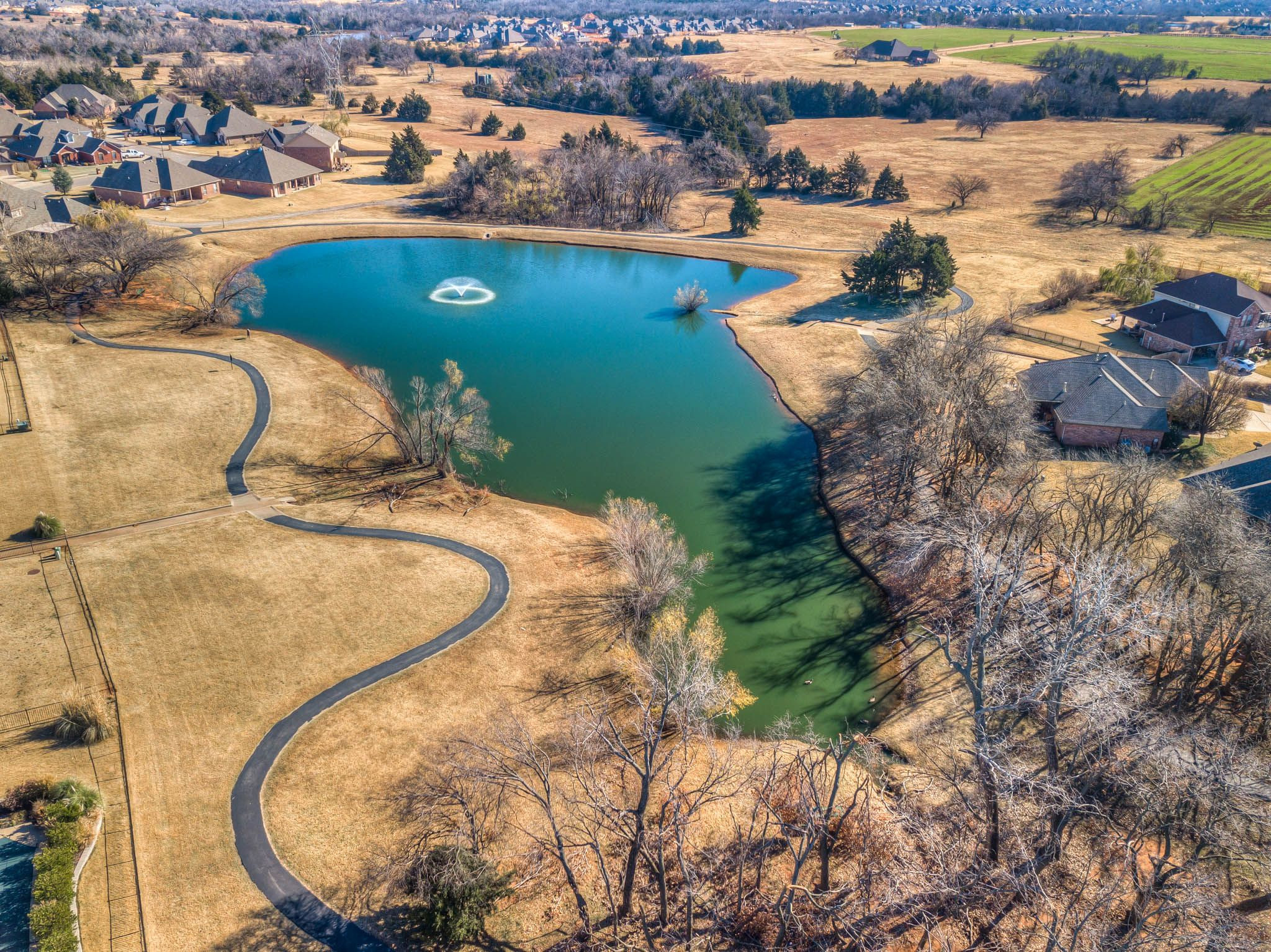 1788 Long Trail, Edmond, OK 73012 Peak RES Tour