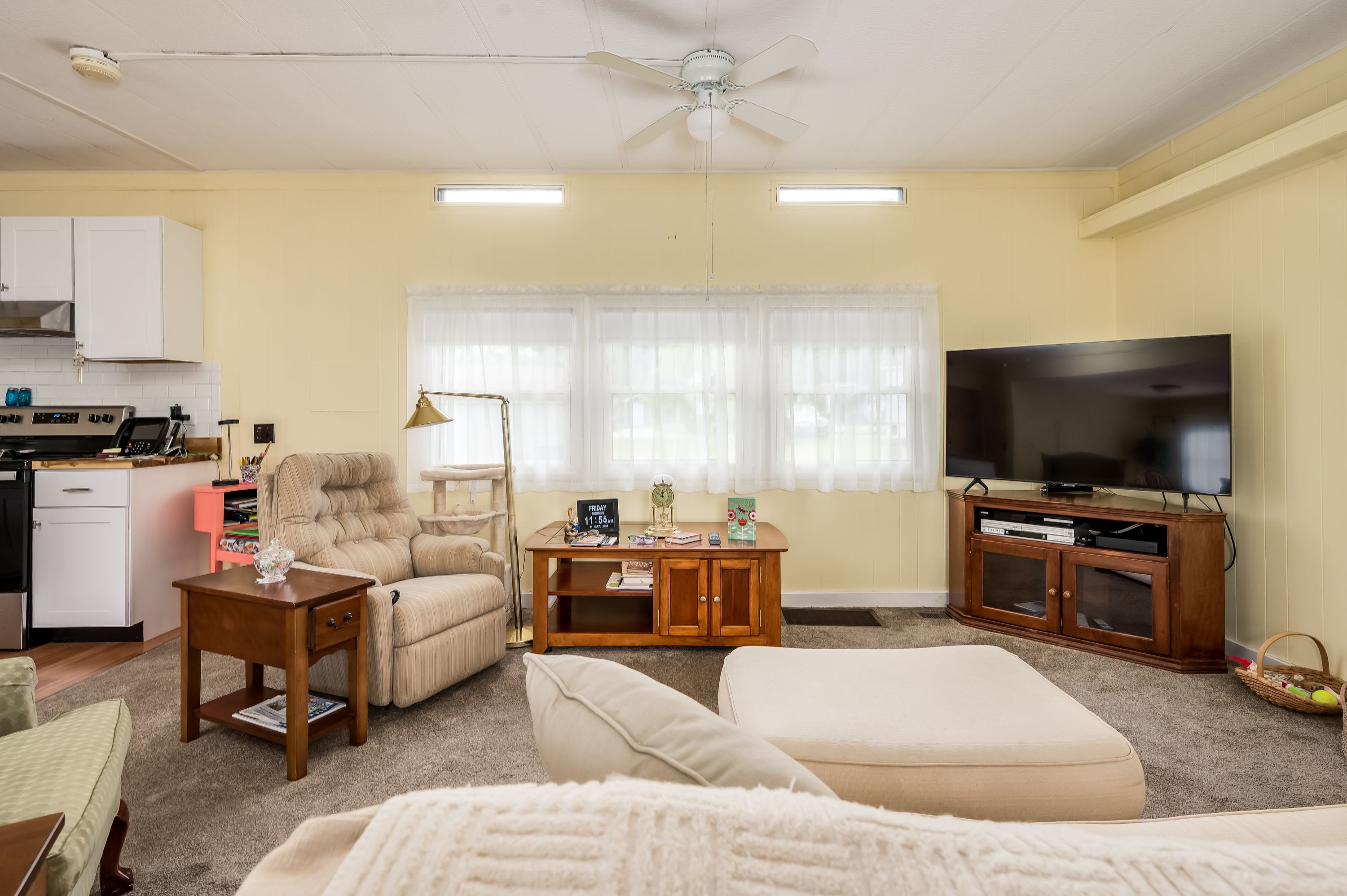 16 South Dewberry Lane, Rochester, NH 03867 GoodLight Tour