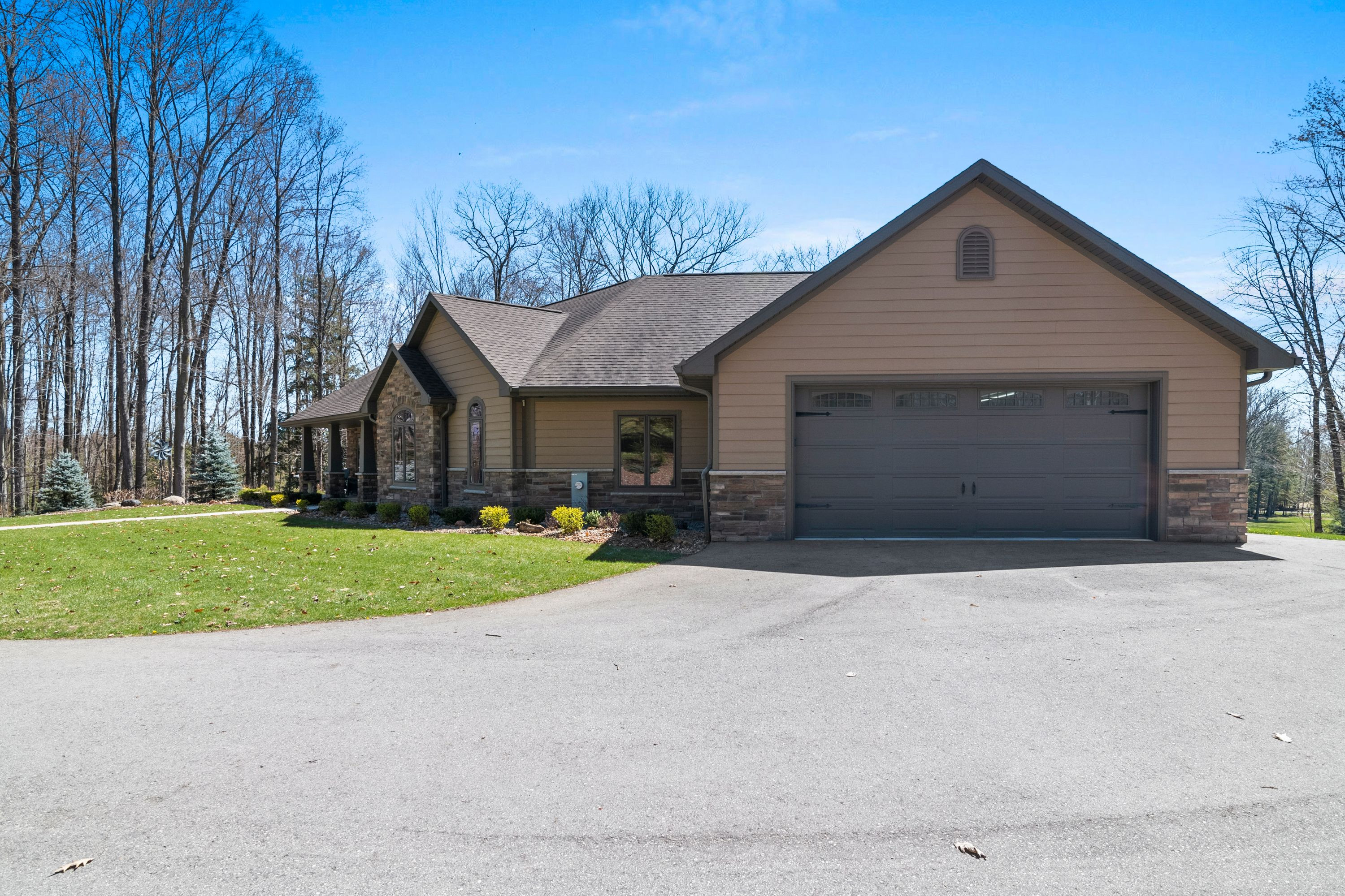 W6607 Birch Hill Road, Wausaukee, WI 54177 | Badger Skytography | Tour