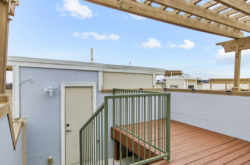 1203 Beaconsfield Lane Unit 205, Arlington, TX 76011 Unique Exposure