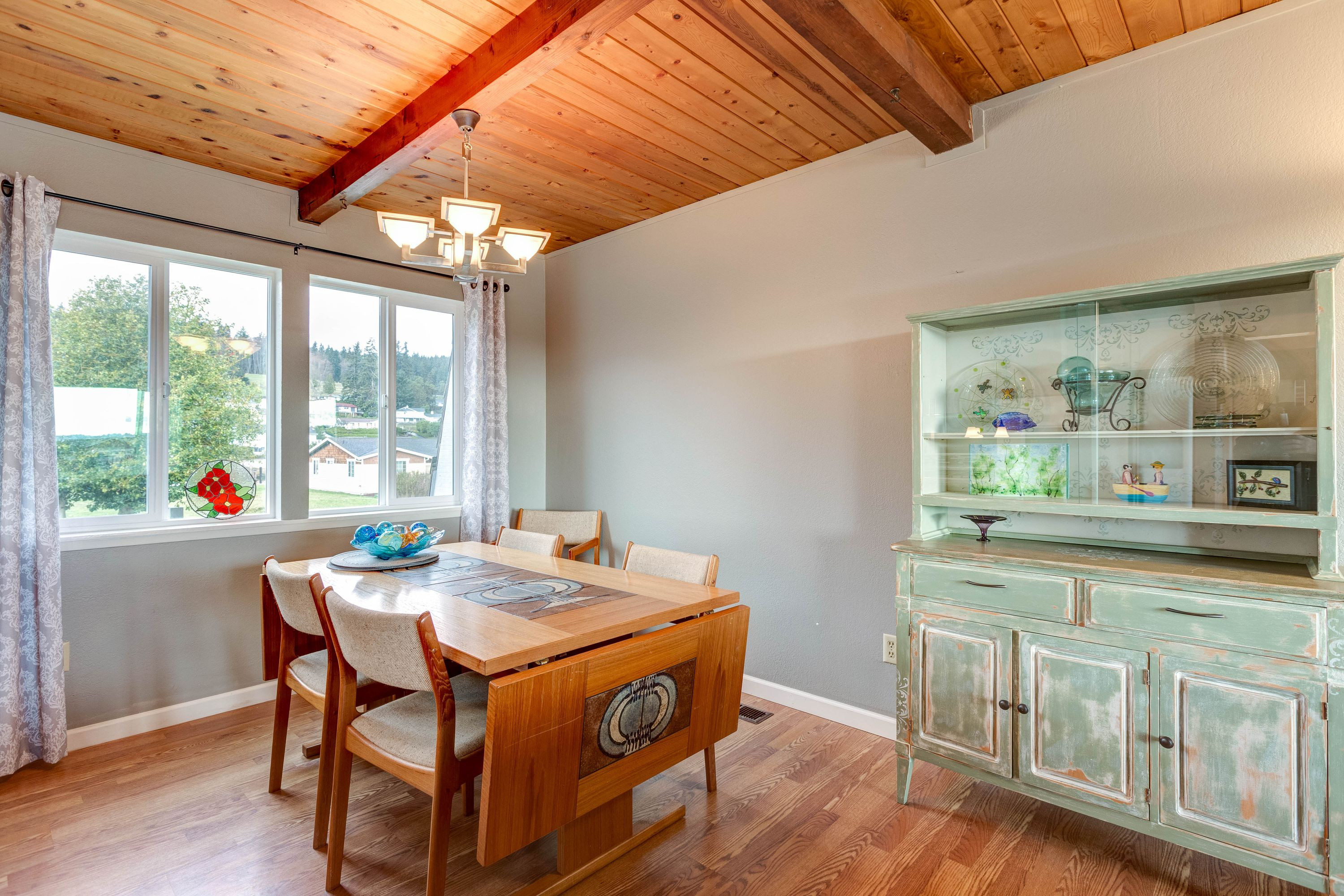 2216 Mariners Cove, Oak Harbor, WA 98277 Snowberry Lane Photography