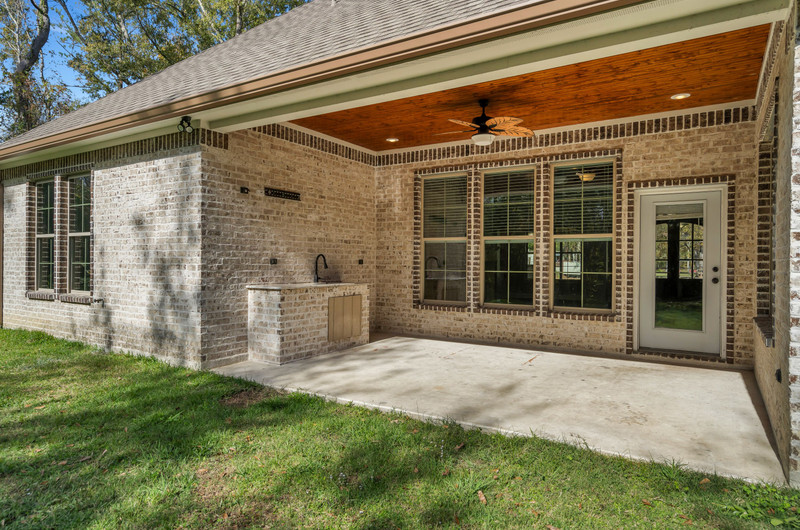 38521 Brecher Lane, Ponchatoula, LA 70454 Good Bones Photography Tour