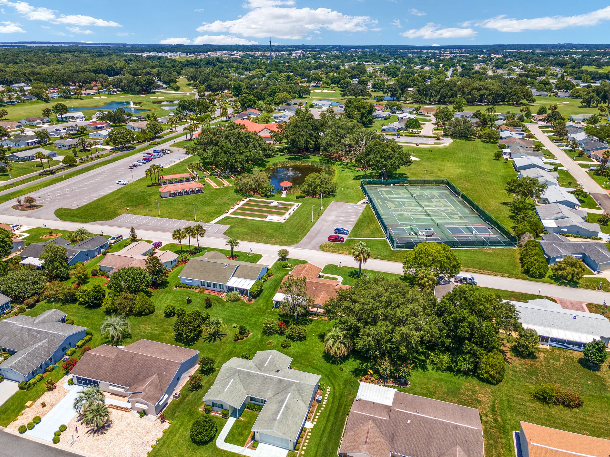 17806 Southeast 97th Court, Summerfield, FL 34491 Simple Photo Tour