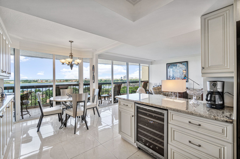 1900 Consulate Place, West Palm Beach, FL 33401 Living Proof Real Estate Photography Tour