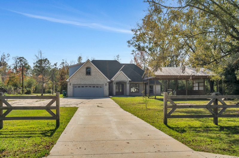 38521 Brecher Lane, Ponchatoula, LA 70454 Good Bones Photography Tour