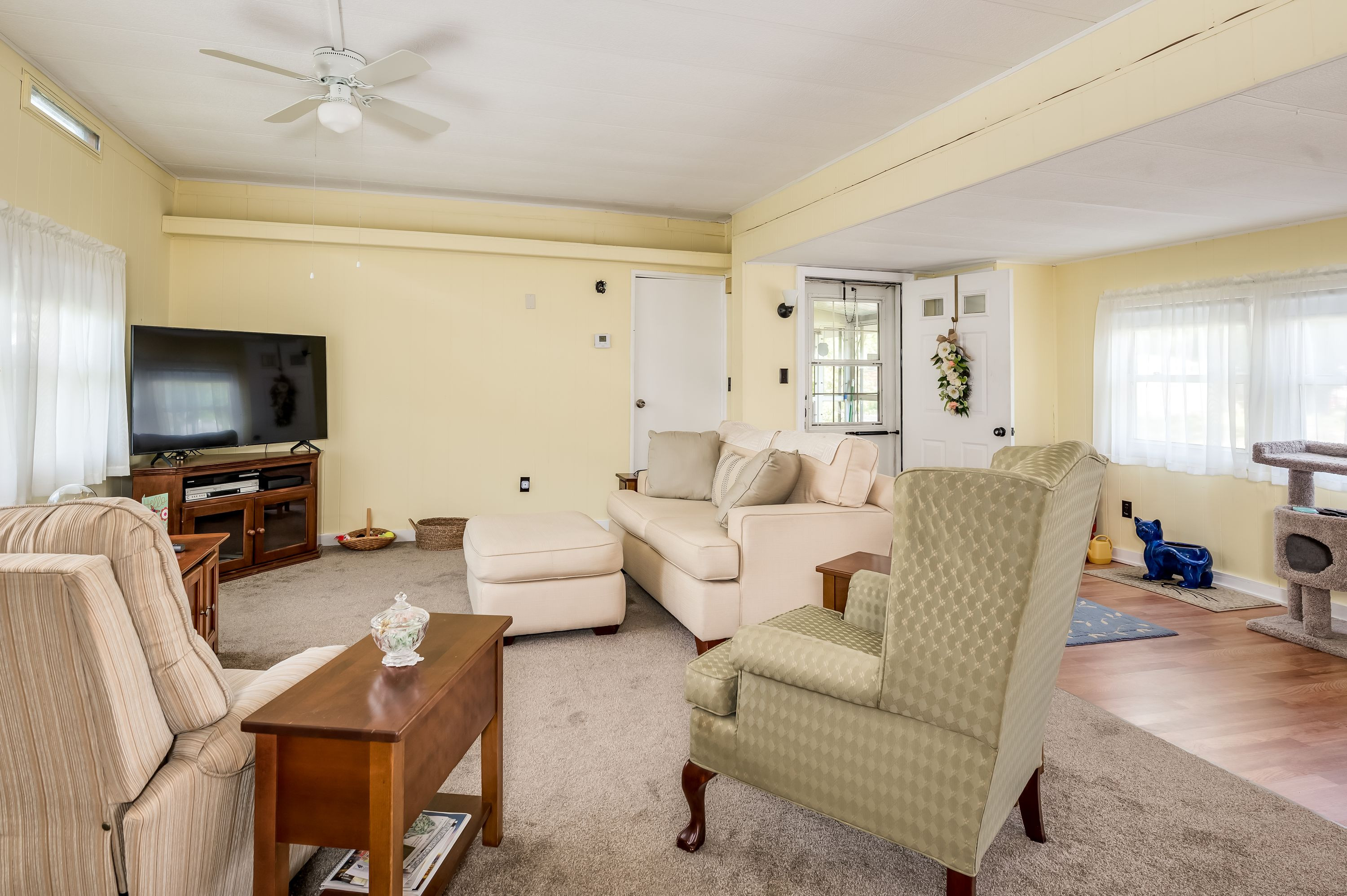 16 South Dewberry Lane, Rochester, NH 03867 GoodLight Tour