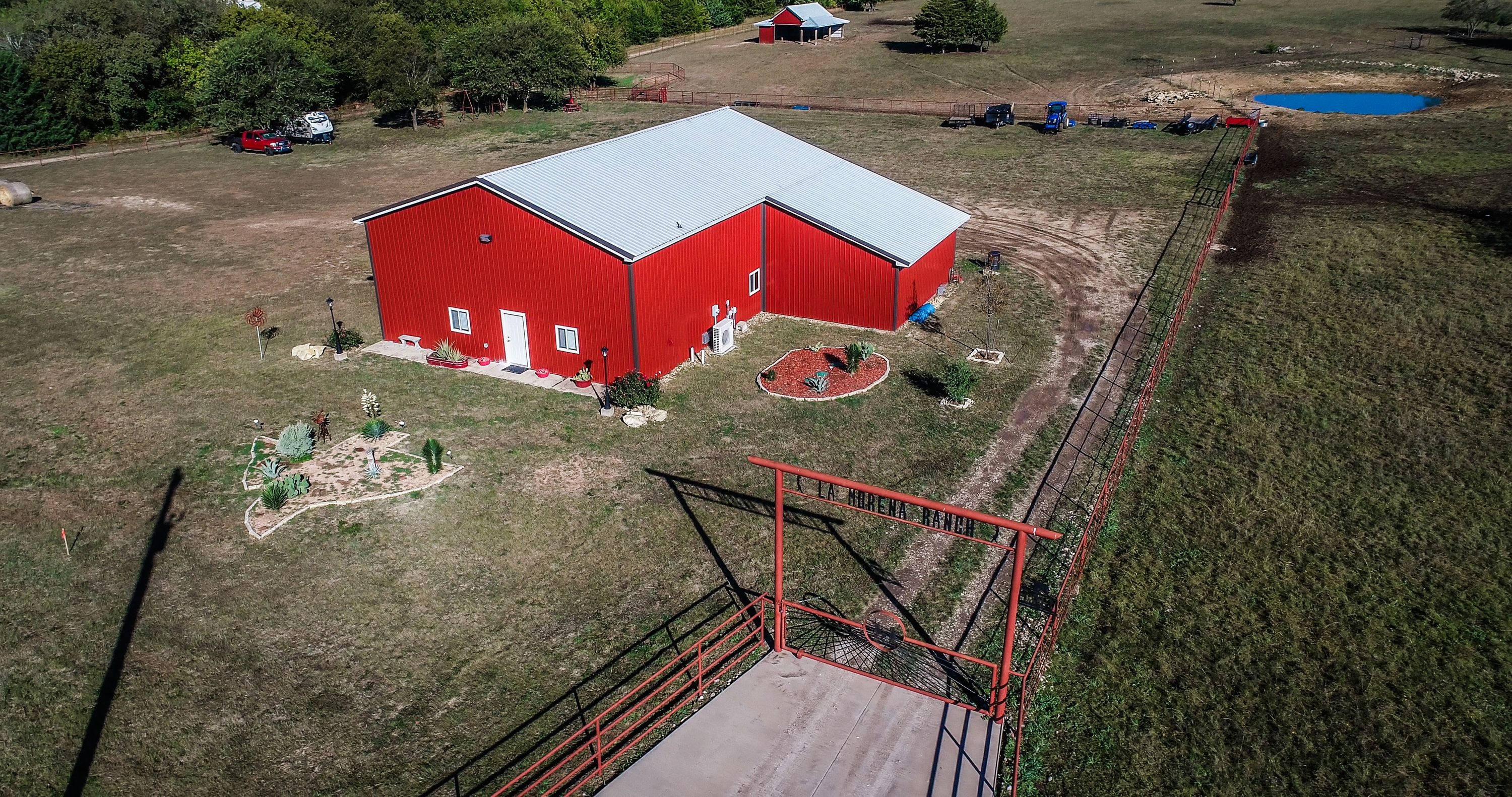 1311 North Mockingbird Lane, Midlothian, TX 76065 Aces Photography Tour