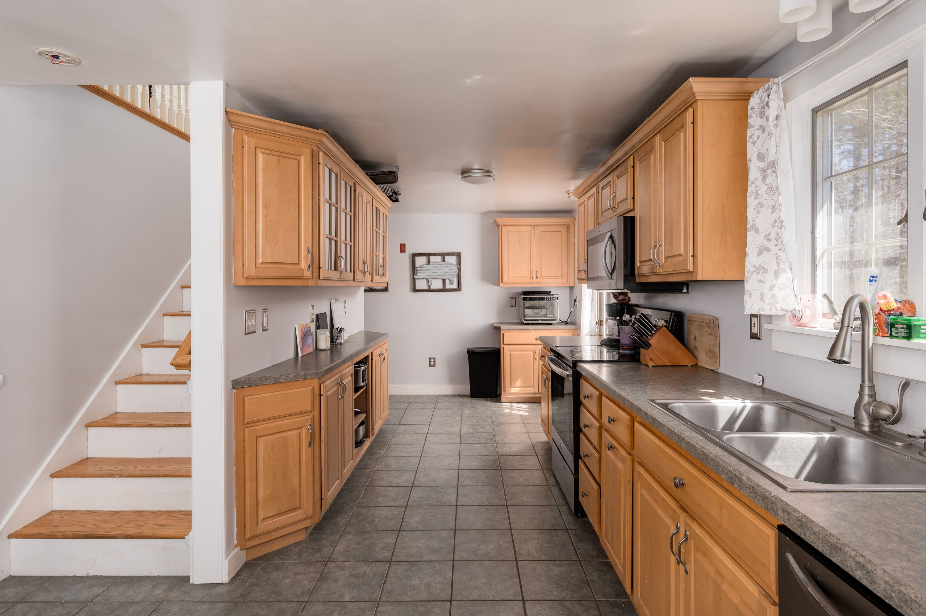 115 Timber Swamp Road, Hampton, NH 03842 GoodLight Tour