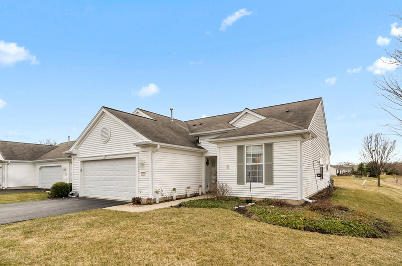 11208 Bellflower Lane, Huntley, IL 60142 Creative Light Studios Tour