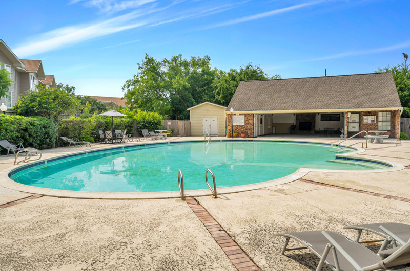 1500 West Esplanade Avenue 36B, Kenner, LA 70065 Good Bones