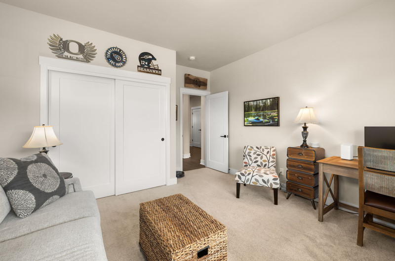 8167 Southeast Reddington Street, Hillsboro, OR 97123 503 Real Estate