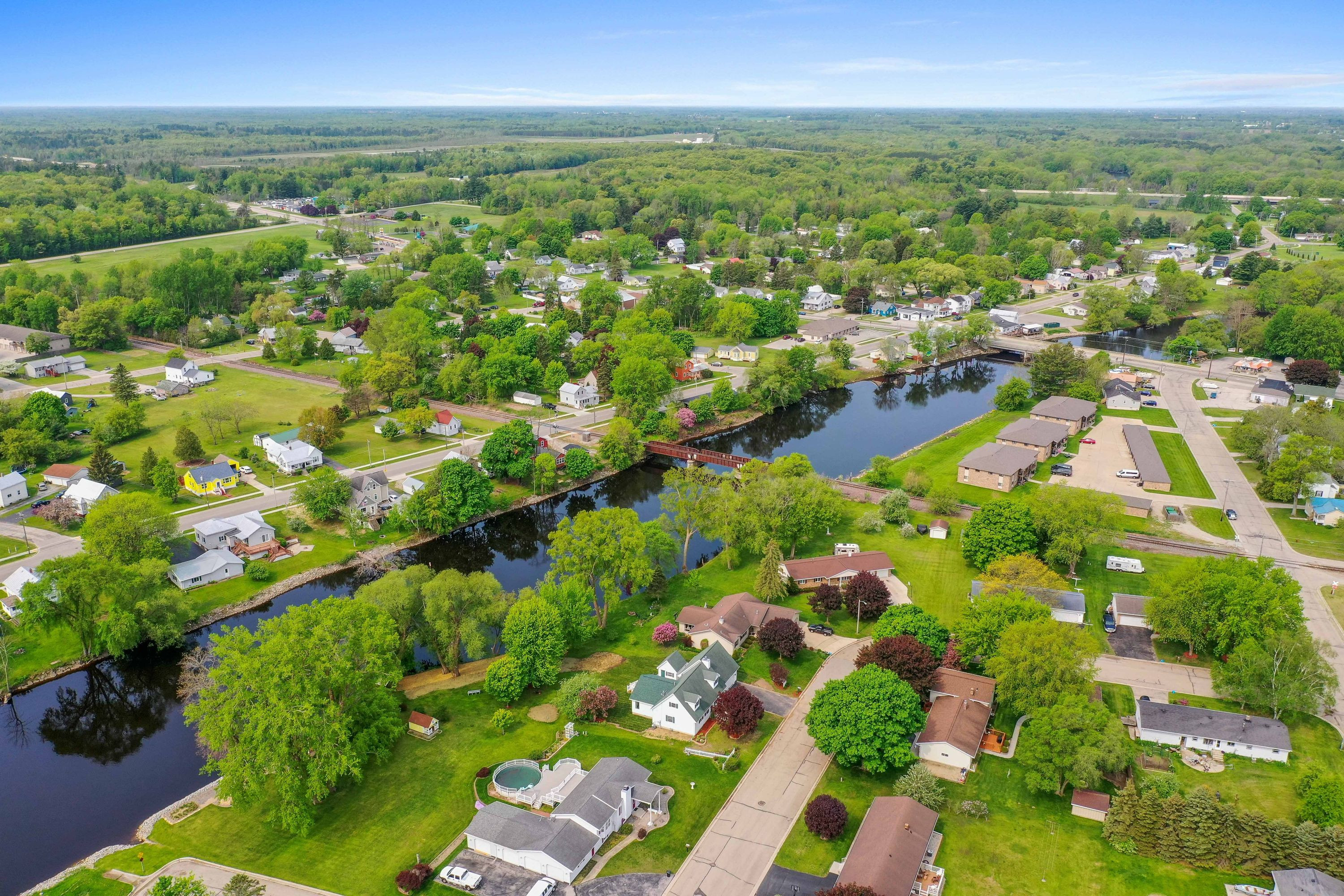 105 Merrill Lane Oconto Wi 54153 Badger Skytography Tour