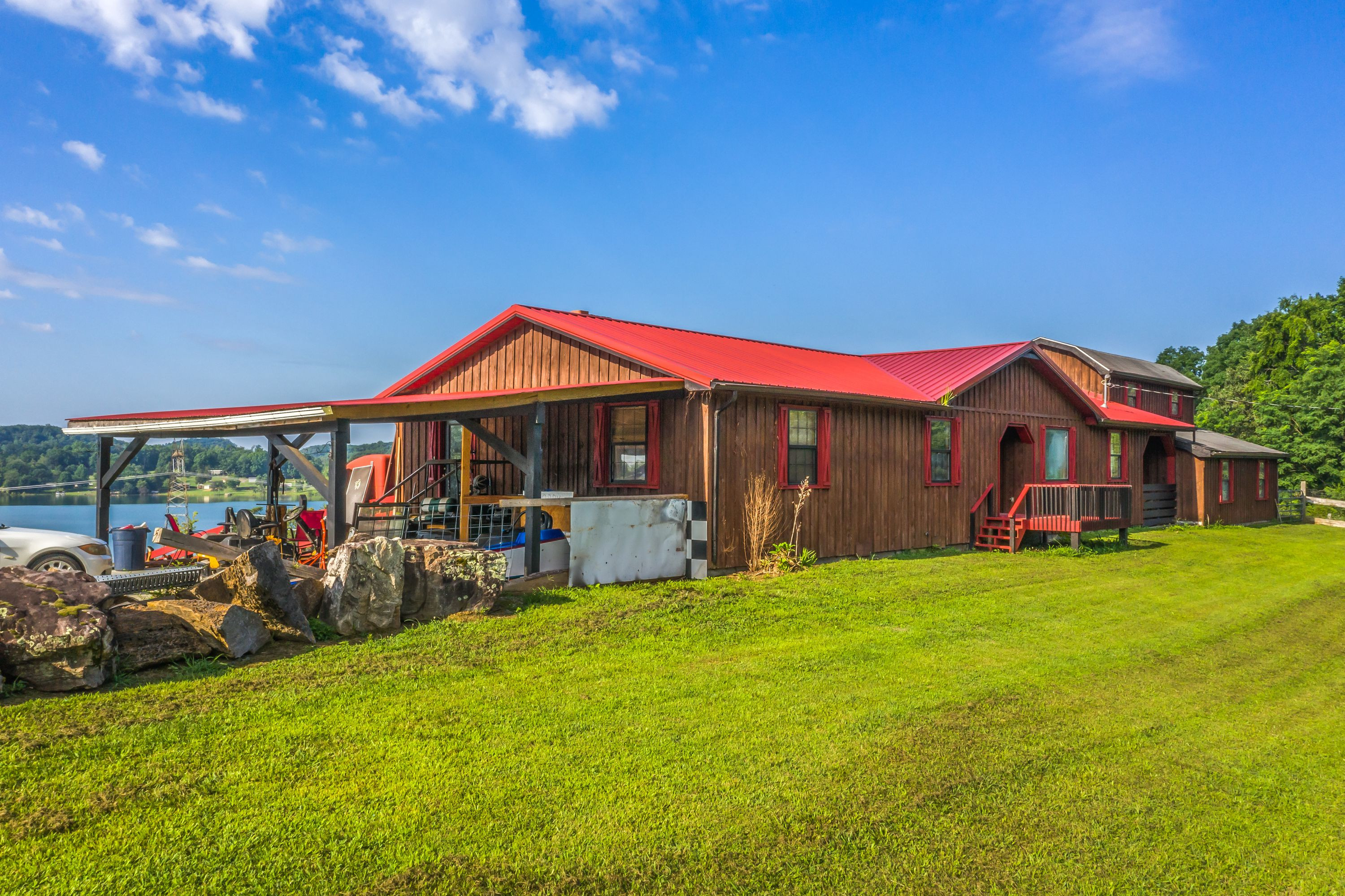 983 County Line Road, Mooresburg, TN 37811 Real Photography Tour