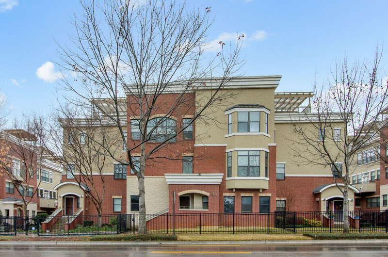 1203 Beaconsfield Lane Unit 205, Arlington, TX 76011 Unique Exposure