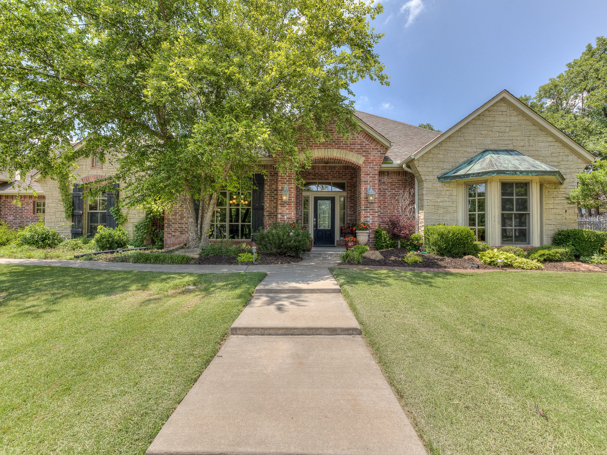 12101 Nandina Circle, Edmond, OK 73013 | Peak RES | Tour