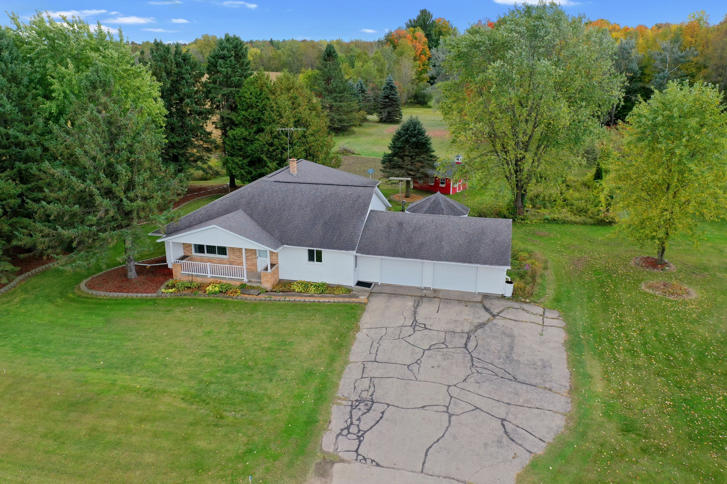 11807 Wisconsin 32, Suring, WI 54174 Badger Skytography Tour